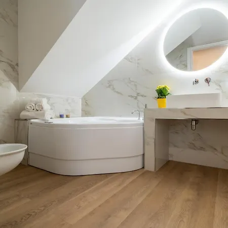 Apartmanhotel Archimedes 4*